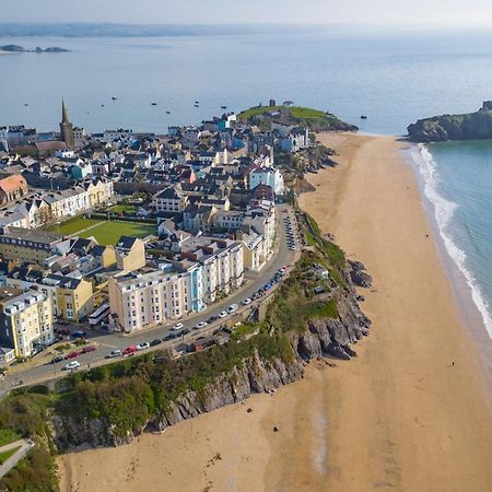 Heathcliff - 5 Bedroom House In Town Centre Tenby Esterno foto