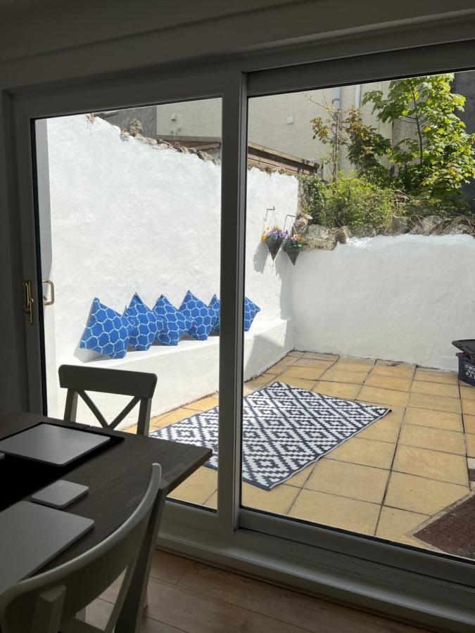 Heathcliff - 5 Bedroom House In Town Centre Tenby Esterno foto