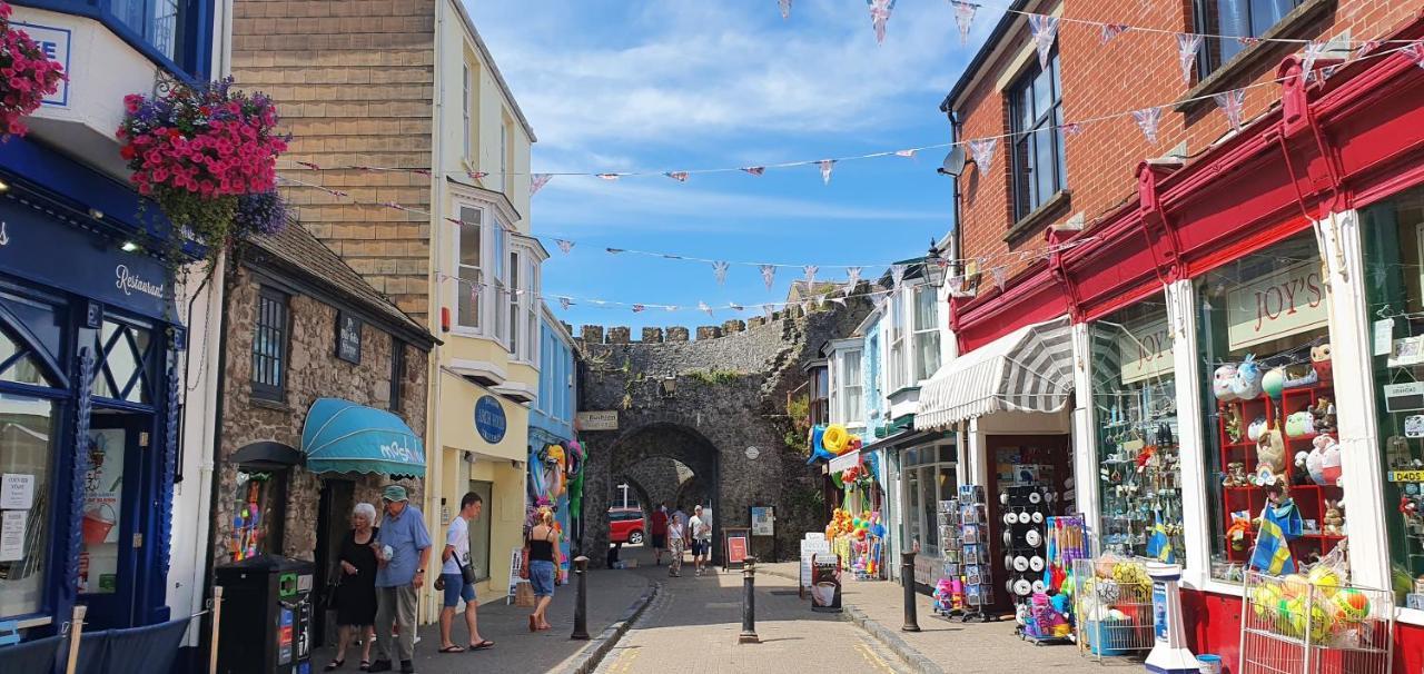 Heathcliff - 5 Bedroom House In Town Centre Tenby Esterno foto